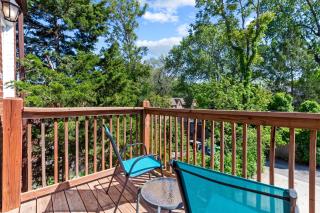 Cozy Shaw Sanctuary | JZ Vacation Rentals - Tower Grove - 1