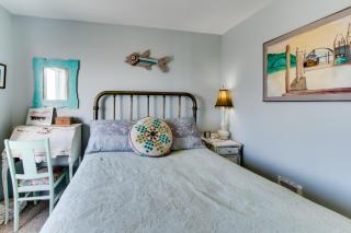 The Pearl of Nye Beach - 2