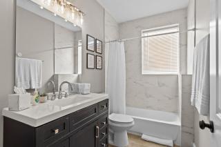 West End Whimsy | JZ Vacation Rentals - Tower Grove - 3