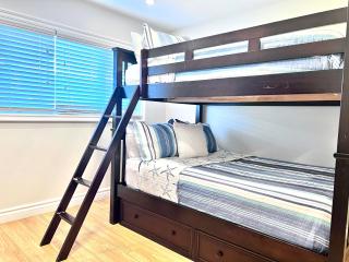 Cute 3 bedroom 2 bath home near Convention Center & Disney - Anaheim - 9