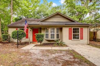 Near Dining & Downtown- Moon River District Digs - Savannah - 6