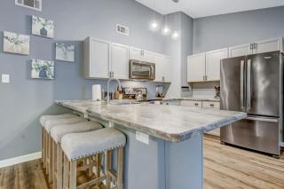 Near Dining & Downtown- Moon River District Digs - Savannah - 5