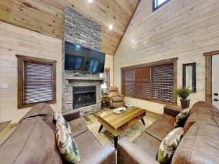 Twisted Pines - Sevierville - 4