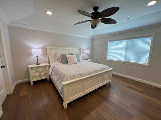 Fantastic 6 bedroom, 45 bath home (4 master Suites), pool home - Anaheim - 4