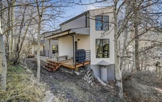 Serenity and Adventure Await, 3BR Condo near Deer Valley - Park City - 4