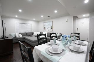 Sweet 4 bedroom, 3 bath plus Loft Bedroom, Pool Home - Anaheim - 9