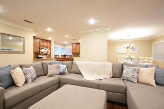 Amazing 5 bedroom, 1/2 Mile To Disneyland 1/4 mile to Anaheim Convention Ctr - Anaheim - 3