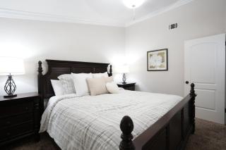 Sweet 4 bedroom, 3 bath plus Loft Bedroom, Pool Home - Anaheim - 6