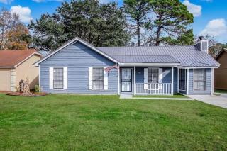 Mins to Downtown & Islands! Robinhood Cottage - Savannah - 5