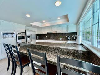 Large Family Pool Home 25 Miles To Disney w/3 King Beds!!! - Anaheim - 7