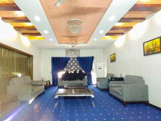 Luxury inn - Lahore - 5