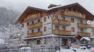 Apartments in Giustino di Pinzolo 23481 - Giustino - 5