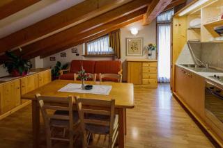 Apartments in Giustino di Pinzolo 23481 - 8