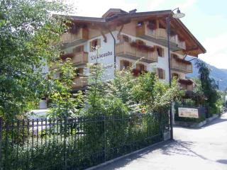 Apartments in Giustino di Pinzolo 23481 - Giustino - 3