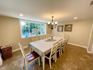 Wonderful 4 Bedroom 3 Bath Pool Home 3/4 Mile To Disney - Anaheim - 6