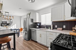 The Secret Sojourn | JZ Vacation Rentals - O'Fallon - 7