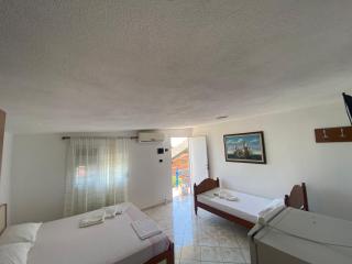 Llambro Rooms - Dhërmi - 3