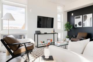 Serenity in Style | Espadin LoHi - 4