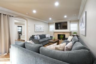 Lavish 5 Bedroom, 4 Bath Pool Home 3/4 Mile To Disney - Anaheim - 2
