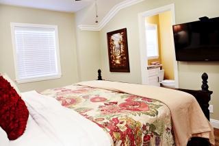 Lavish 5 Bedroom, 4 Bath Pool Home 3/4 Mile To Disney - Anaheim - 1