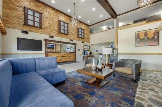 Best Western Woodburn Inn - 9