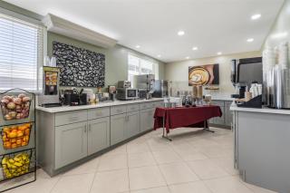 Best Western Plus LA Mid-Town Hotel - Los Angeles - 7