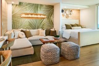 Skyline Studio at Roney Palace - 1429 - 4