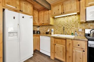 Big bear gambrel #2066 - Big Bear Lake - 2
