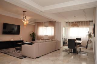 Cosy Loft - 2 Bedrooms & Parking - Agdal Center - Rabat - 0