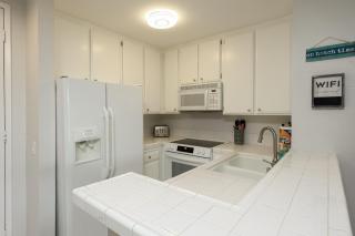 Oceanside Beach Condos - Oceanside - 7