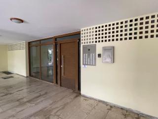 Chris375flat-ParkOperaOnasioRea - 1