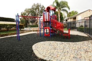 Luxurious 2 Bedroom Condo Shortest Walk To Disney - Anaheim - 1