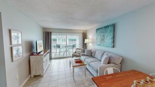 Top Floor Beachside Condo in Gulf Shores Sleeps 6 - Gulf Shores - 5