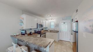 Top Floor Beachside Condo in Gulf Shores Sleeps 6 - 4