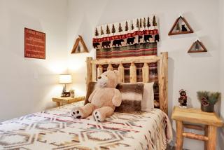 Bear Paws and Rest Retreat #2542 - 8