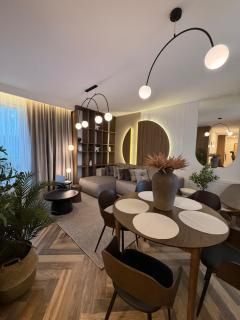 Family & Business Sauna Apartments Baltic Horizon PREMIUM SPA - 3 Bedroom with Private Sauna, Jacuzzi, Rooftop Gym & Panoramic Terrace, Balcony, Underground Garage - Danzig - 0