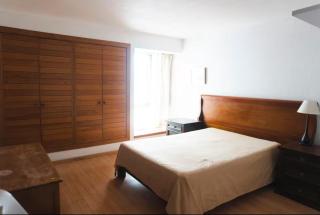 Habitación con baño en amplia casa H4 - Guadalajara - 0