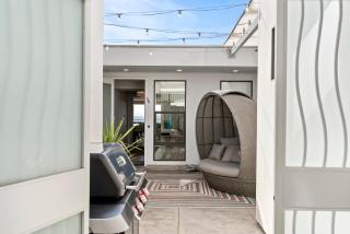 Oceanfront Penthouse Amazing Views - 8