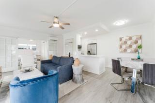 Waterfront Getaway | Pool, Hot Tub & Gym - Boca Raton - 4