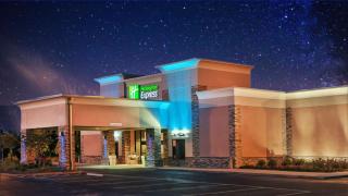 Holiday Inn Express Little Rock-Airport by IHG - Little Rock - 0
