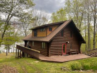 Grand View Log Cabin - Seeley - 1