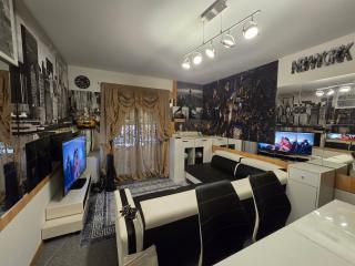 Great Apartment near Bern & Up to 7 Seats Cars Rental Option - Ittigen - 0
