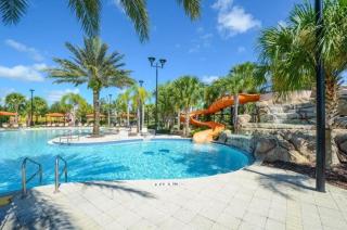 5 Bed Solterra Resort - 5