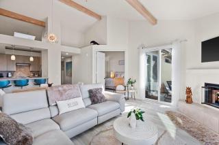 Carlsbad Retreat by the Sea - 7