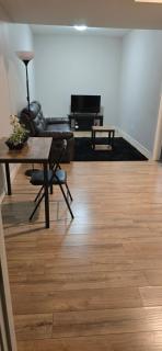 Sazzy Exotic Suite - Edmonton - 0