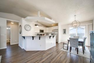 True Blue Family Home - Meridian - 9
