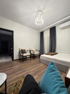 Zayed Rooftop Stay Near Arkan and Park Street - Sheikh Zayed - 2