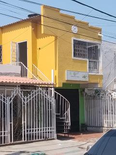 Apartamento 6 personas barrio manzanares - Santa Marta - 4