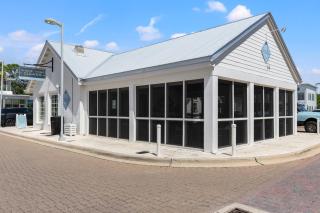 Private House in Seagrove on 30A! Steps from the Beach Access! Sleeps 8! - Santa Rosa Beach - 9