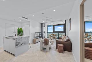 Queens Wharf - Luxe Apt with Stunning Views and Pool - Brisbane - 4